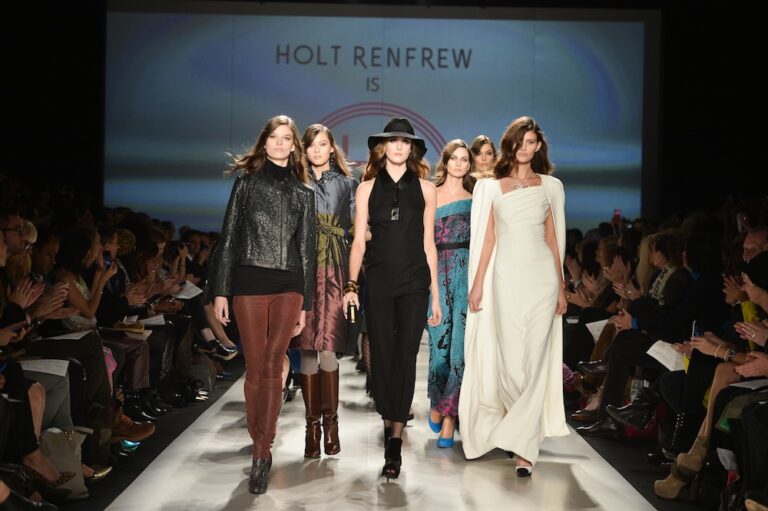 AVAIL LUXURIOUS TORONTO AIRPORT LIMO AND COME TO GET AMAZED WITH TORONTO FASHION WEEK